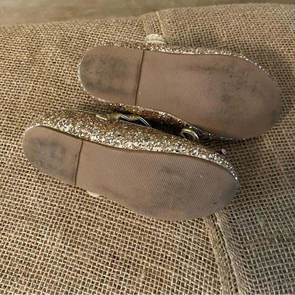 Girls FELIX & FLORA Gold Glitter Ballet Flat Style Shoes Size 10